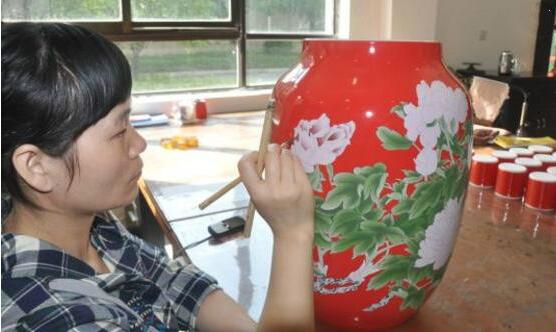 陶瓷行業進出口市場現況與未來 需朝著品牌、專業、服務三個方向去發展????