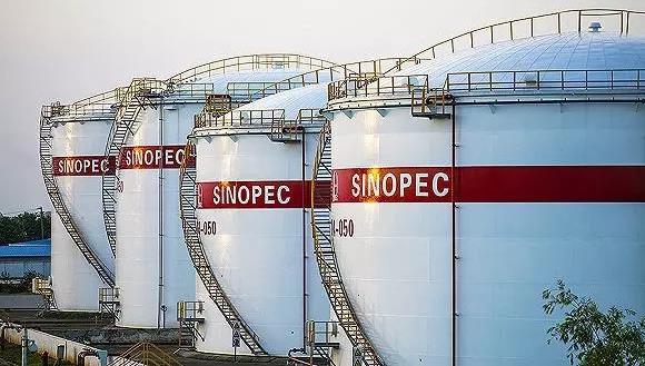 石油化工行業對于緩解空氣污染和完善石油化工產業鏈均有重要意義?